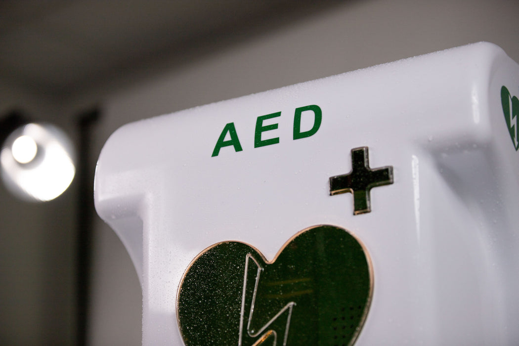 ARKY Core Classic Outdoor Heated Unlocked Defibrillator Cabinet