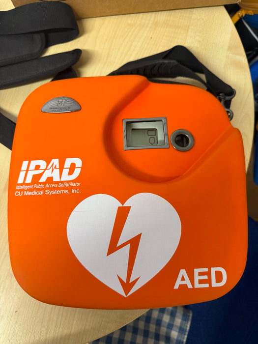 iPAD SP1 AED Semi-Automatic Defibrillator - Refurbished Original Case